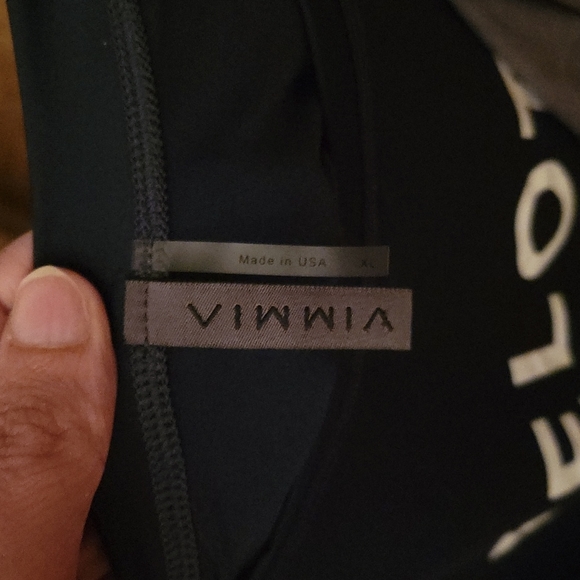 Peloton Tops - Picture 3 of 4